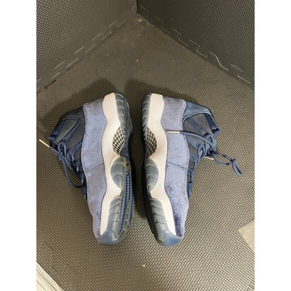 Nike Air Jordan 11 Retro Midnight Navy Velvet Shoes AR0715-441 Women’s‎ Size 10 - Picture 3 of 8
